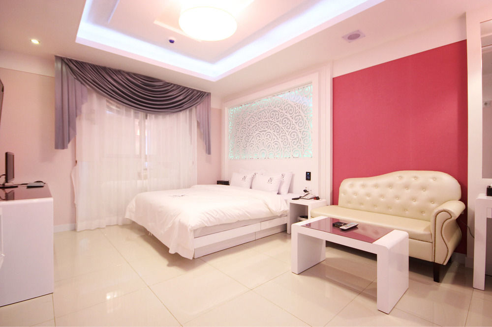 Dome Hotel Gwangju Metropolitan City Екстериор снимка