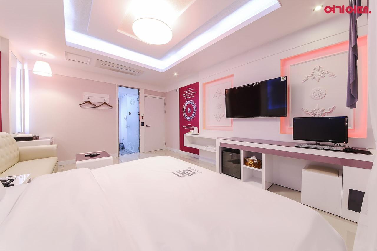 Dome Hotel Gwangju Metropolitan City Екстериор снимка