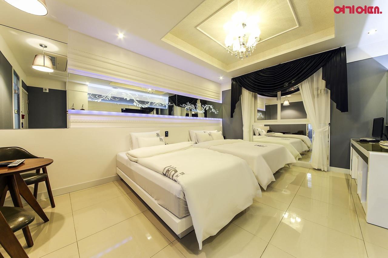 Dome Hotel Gwangju Metropolitan City Екстериор снимка