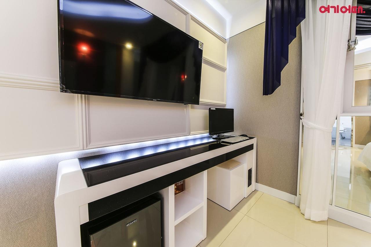 Dome Hotel Gwangju Metropolitan City Екстериор снимка